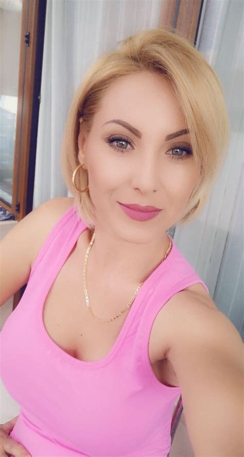 dinna cerca uomo caserta|Escort Caserta: Donna Cerca Uomo